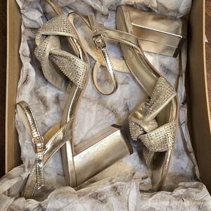 Jessica Simpson Sunara 2